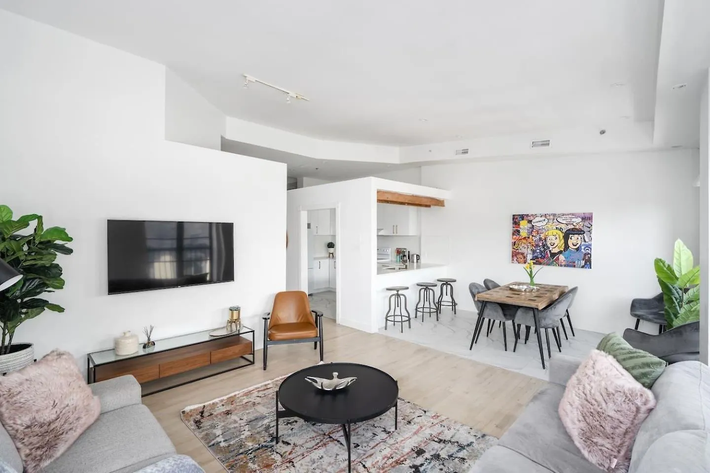 Le Nomade Mtl Aparthotel Montreal